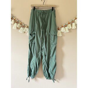 Lululemon Adjustable Mid Rise Cargo Pant Green Pull On Baggy Casual Tapered Leg
